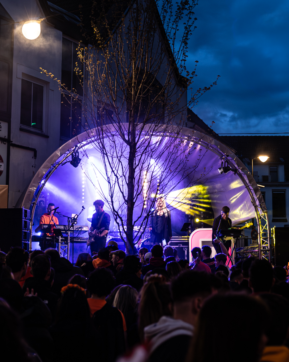 NEON - Full Arnhem Live - Koningsdag 2024